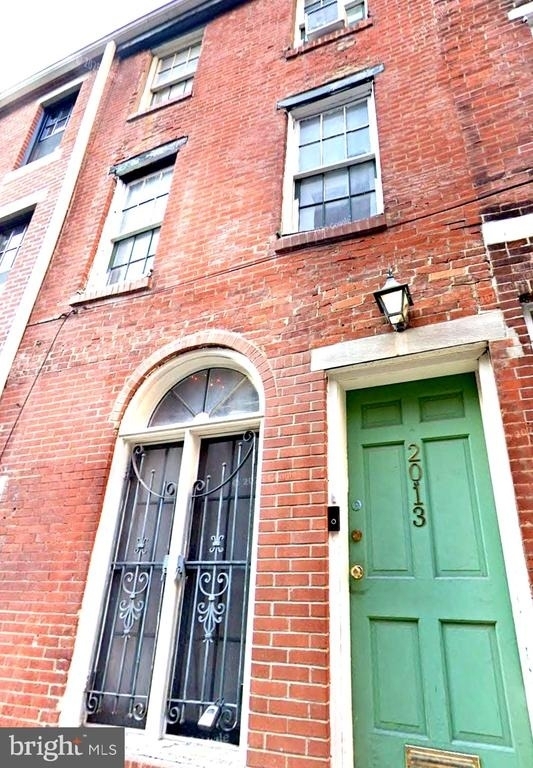 2013 Moravian Street - Photo 0