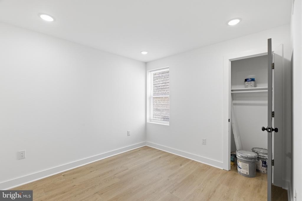 630 W Cumberland Street - Photo 5