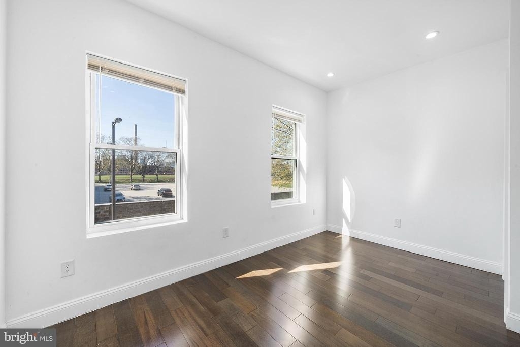 2319 N College Avenue - Photo 24