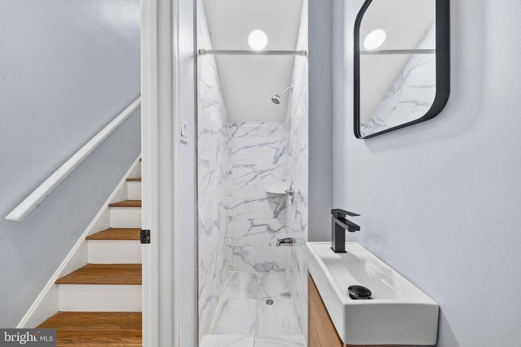 1130 Lombard Street - Photo 37