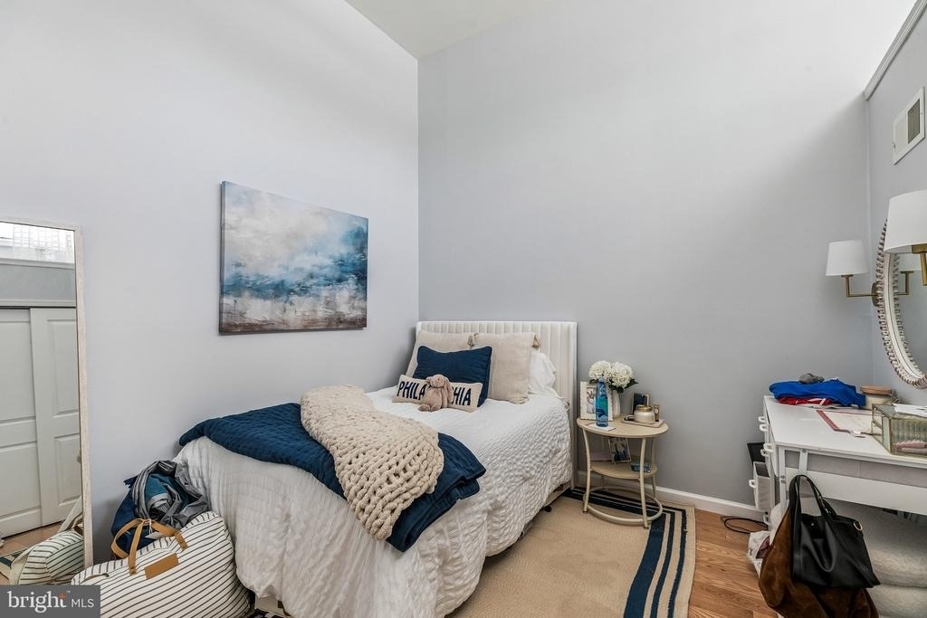 1130 Lombard Street - Photo 26