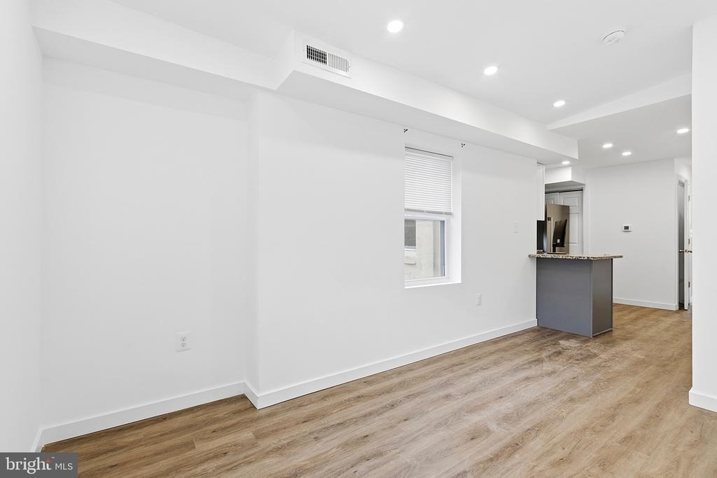 2148 N Franklin Street - Photo 2