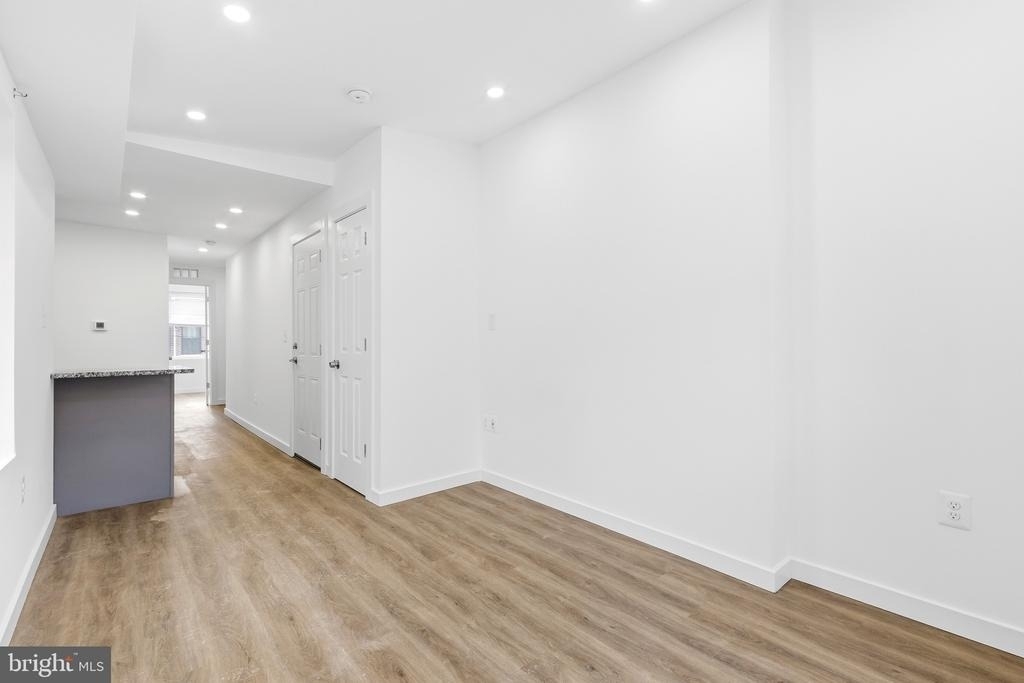 2148 N Franklin Street - Photo 3