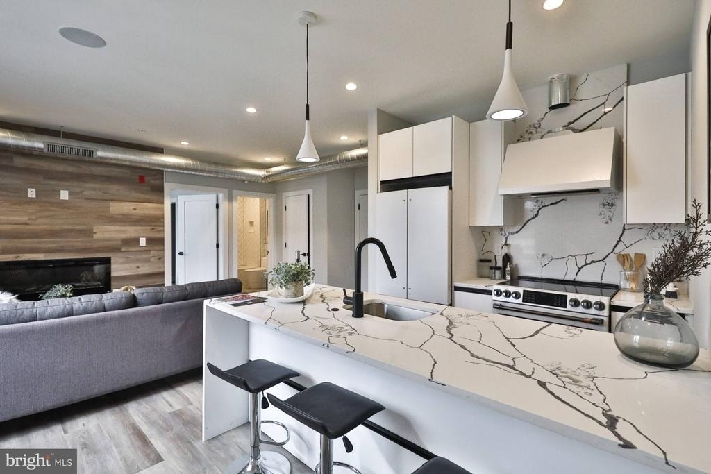 1612 Cambridge Street - Photo 5