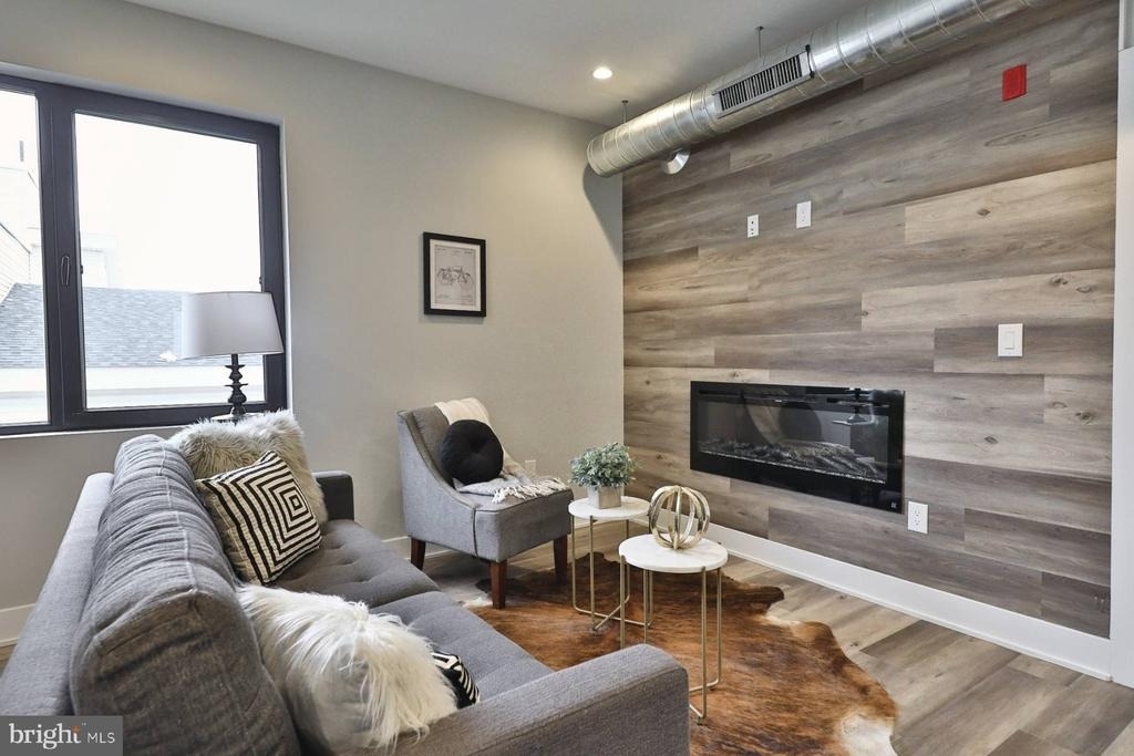 1612 Cambridge Street - Photo 1