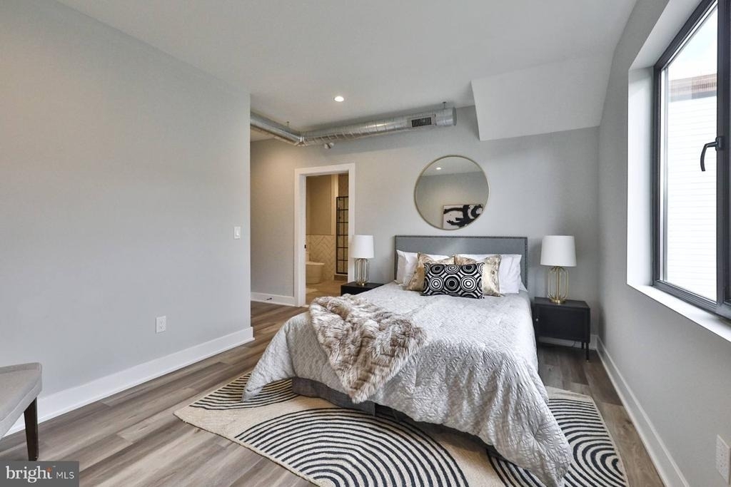 1612 Cambridge Street - Photo 8