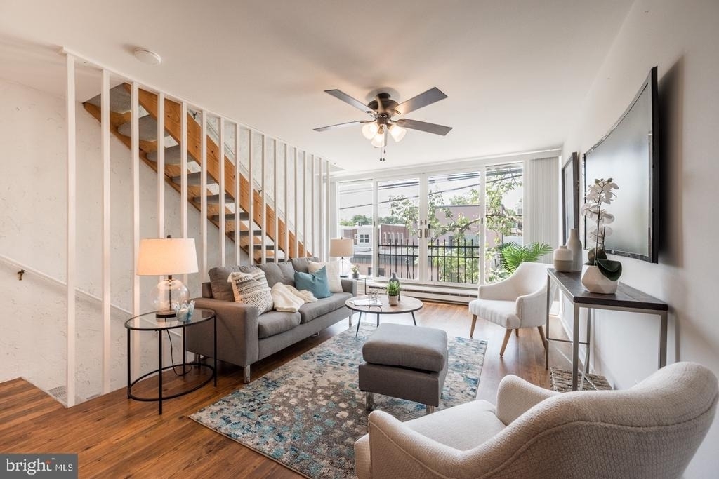 123 E Baker Street - Photo 3