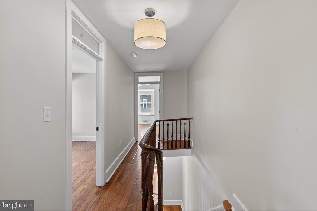 144 Gay Street - Photo 3