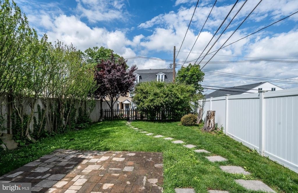 144 Gay Street - Photo 38