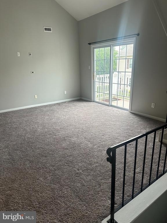 612 Yorkshire Court - Photo 3