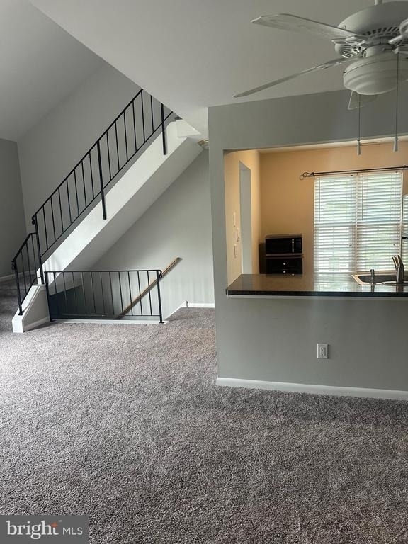 612 Yorkshire Court - Photo 5