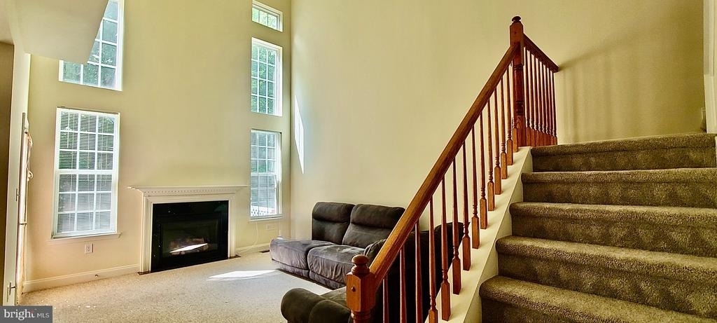 196 Chancellor Drive - Photo 7