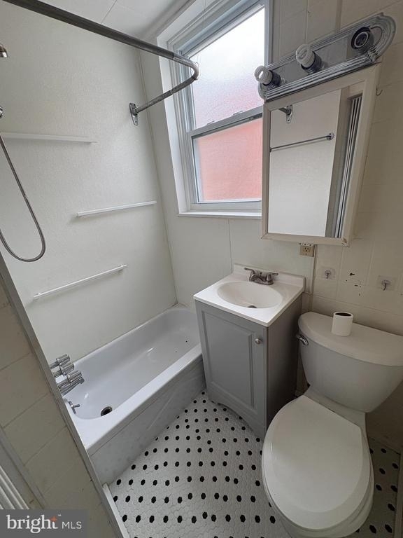 604 Hunter Street - Photo 12