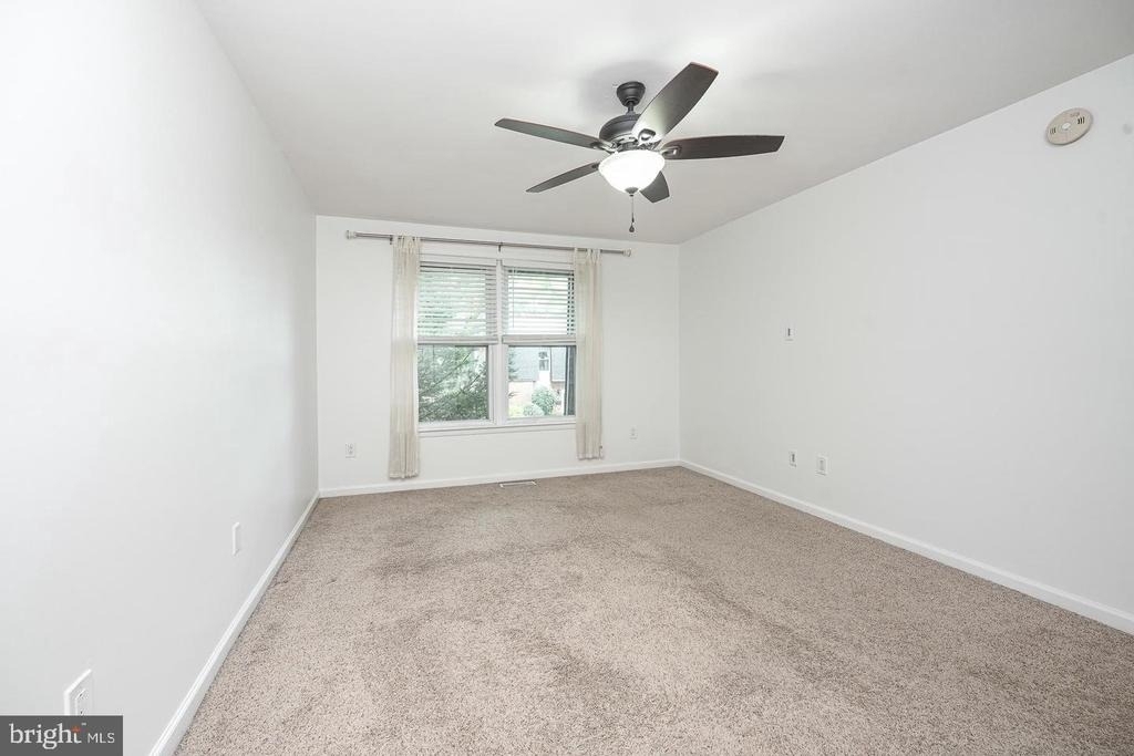 1051 Harbour Drive - Photo 19