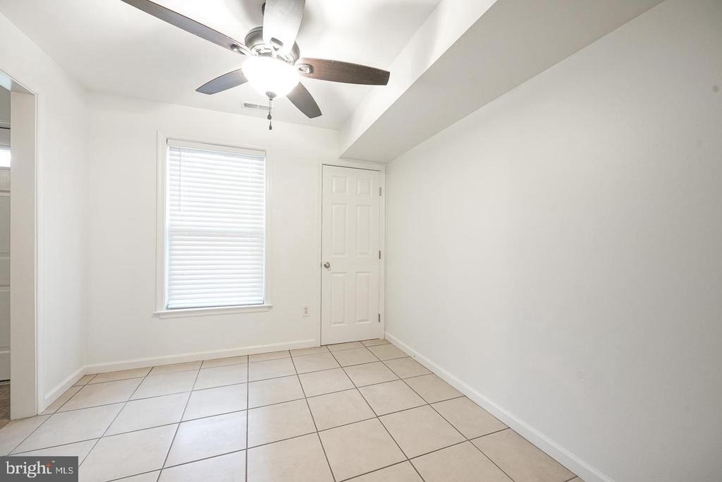 1051 Harbour Drive - Photo 13