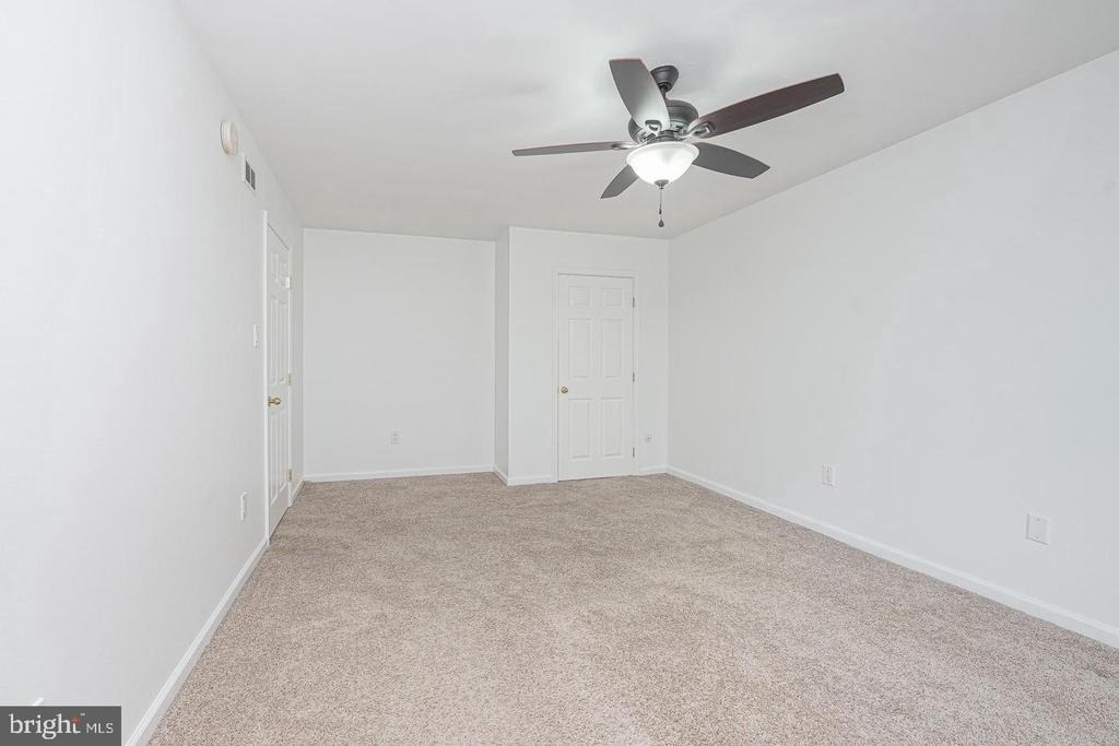 1051 Harbour Drive - Photo 22