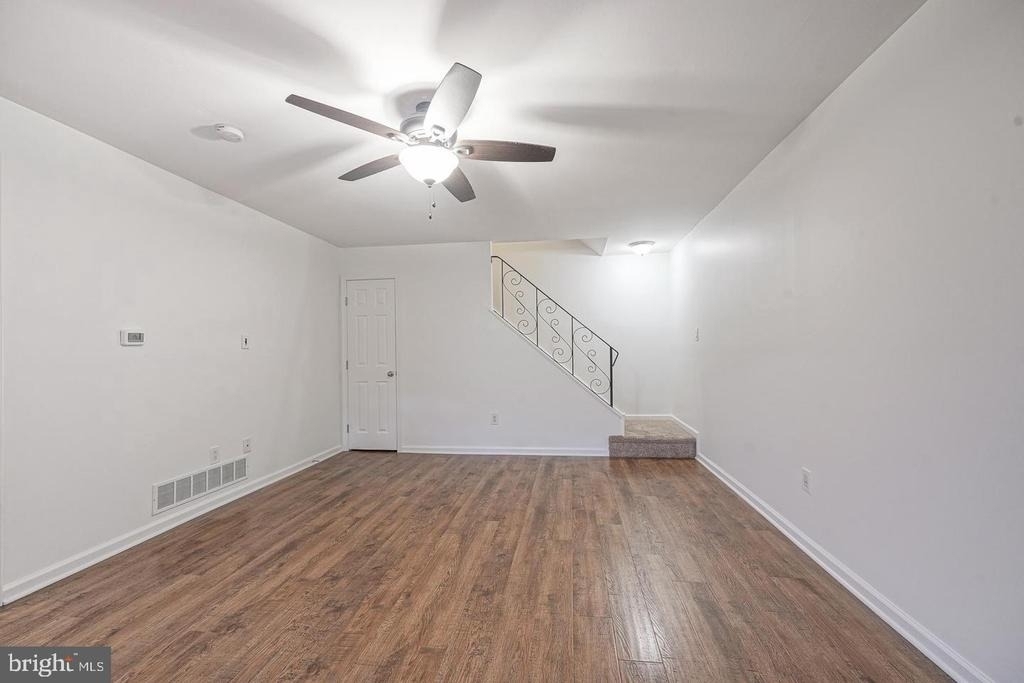 1051 Harbour Drive - Photo 8