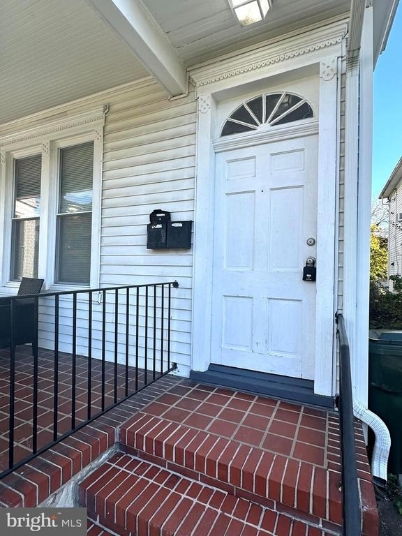 38 Wayside Avenue - Photo 1
