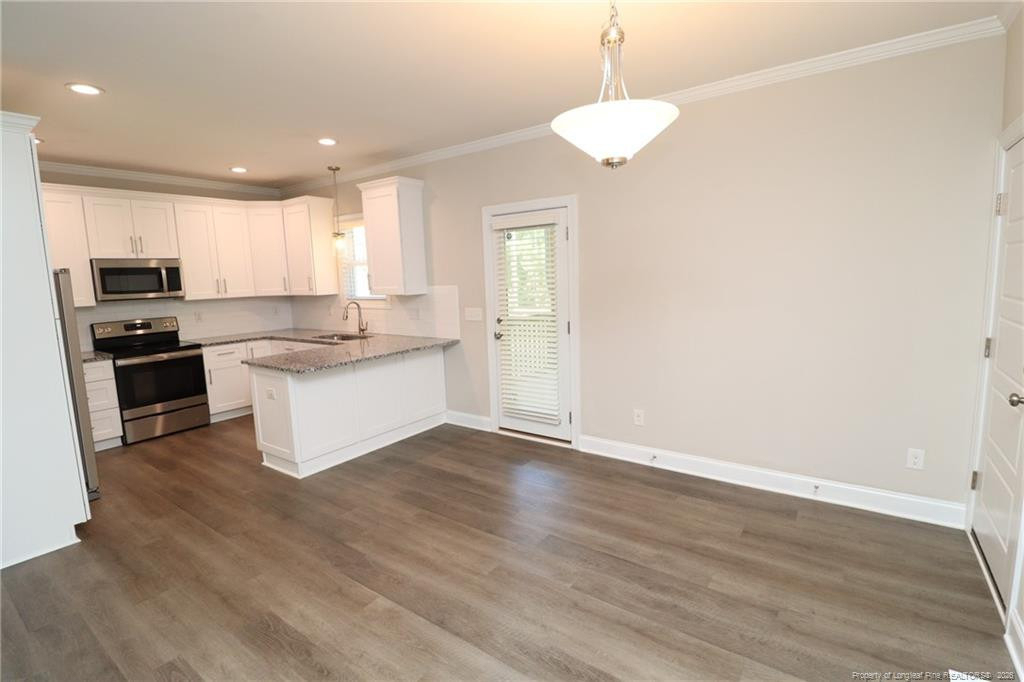 8424 Rhodes Road - Photo 5