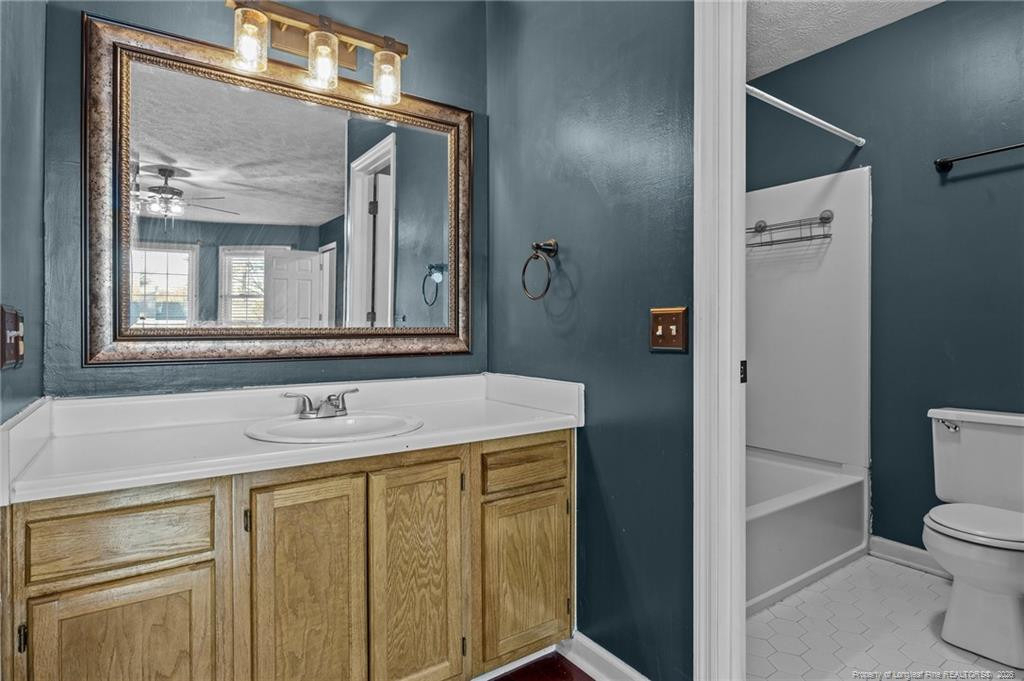 6824 Saint Julian Way - Photo 18