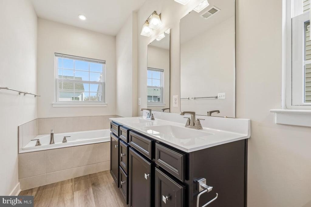 16328 Fife Way - Photo 12