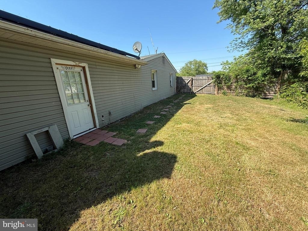 8503 Rockwell Drive - Photo 4