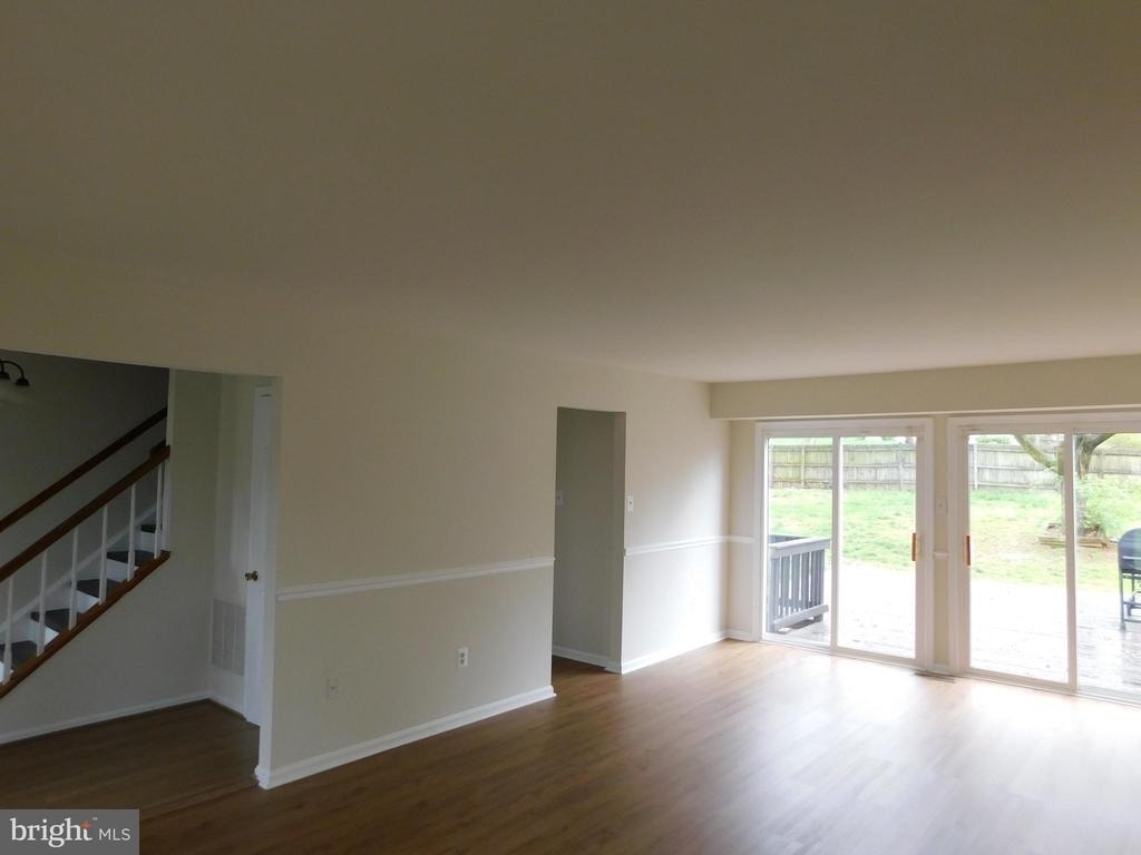 916 Pointer Ridge Drive - Photo 12
