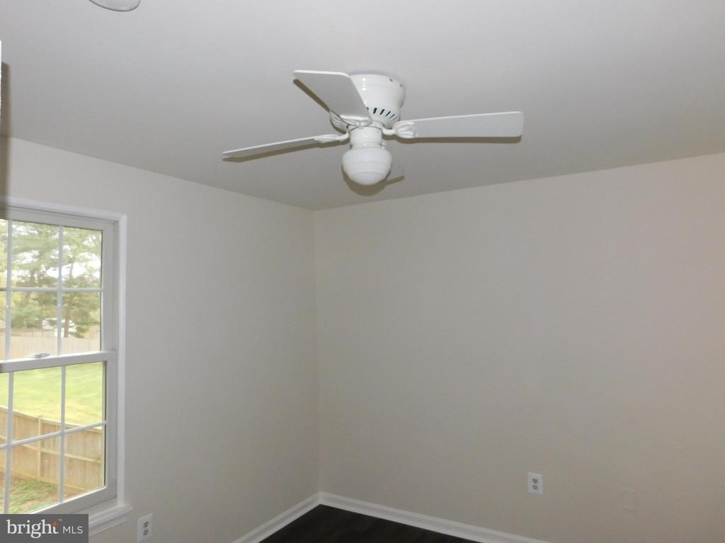 916 Pointer Ridge Drive - Photo 19