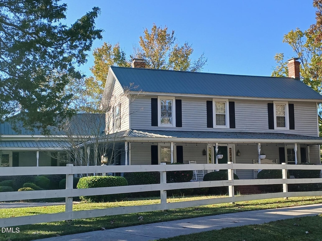 1920 Kelly Road - Photo 1