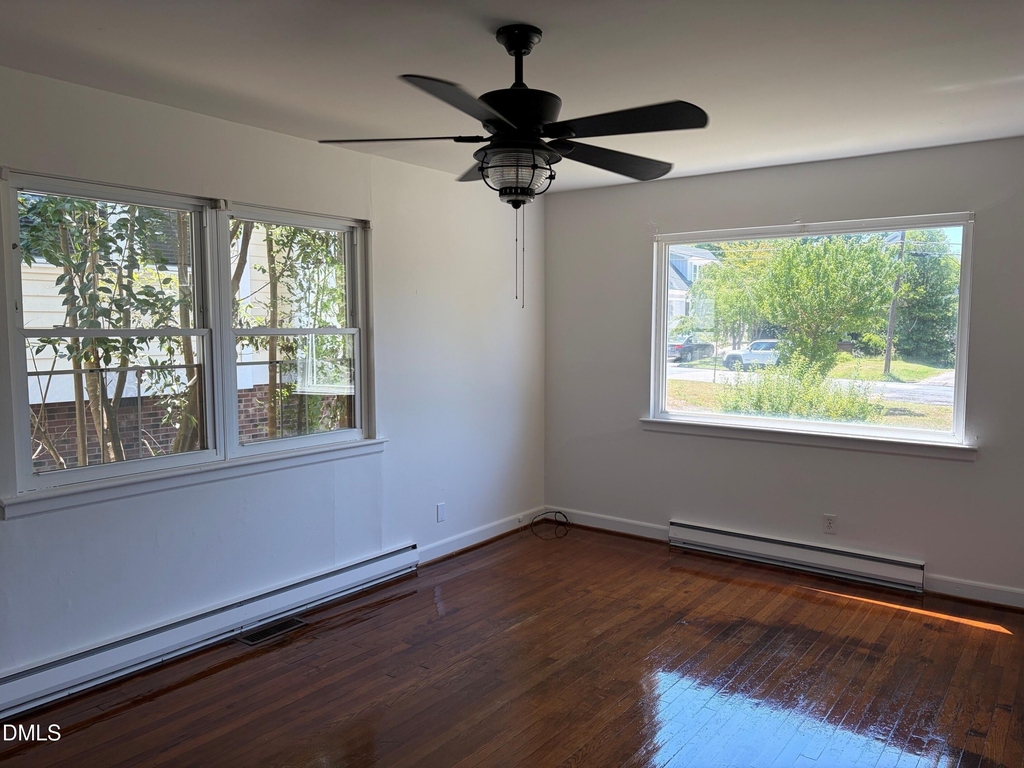 2710 Lawndale Avenue - Photo 1