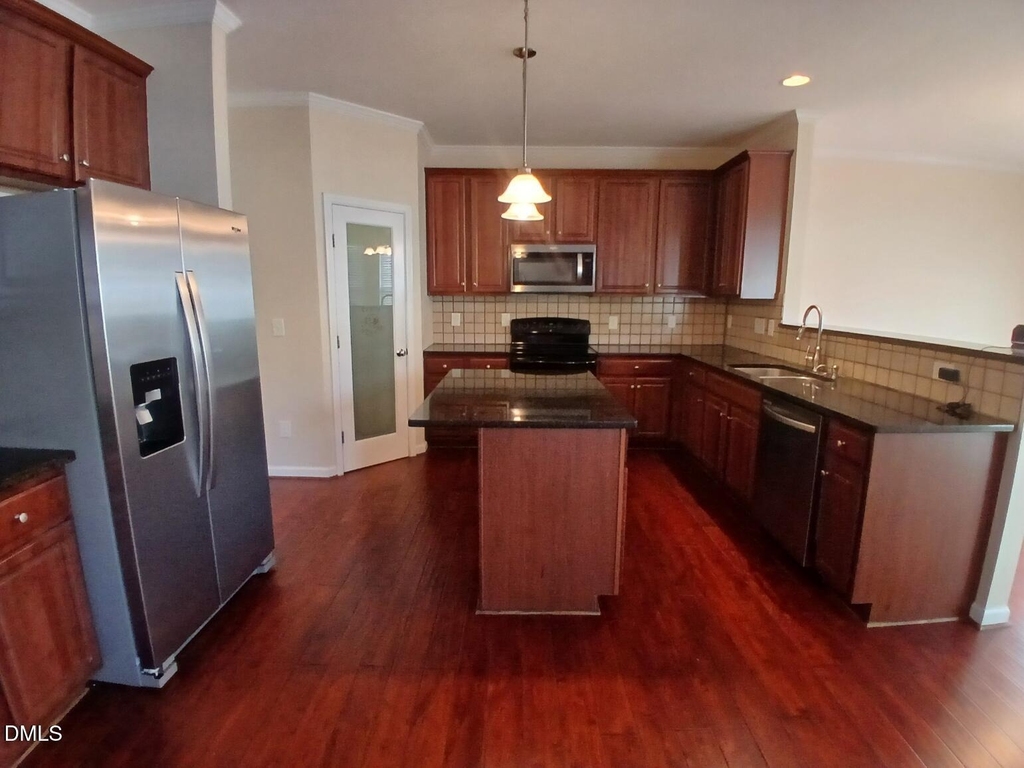 117 Station Drive - Photo 7