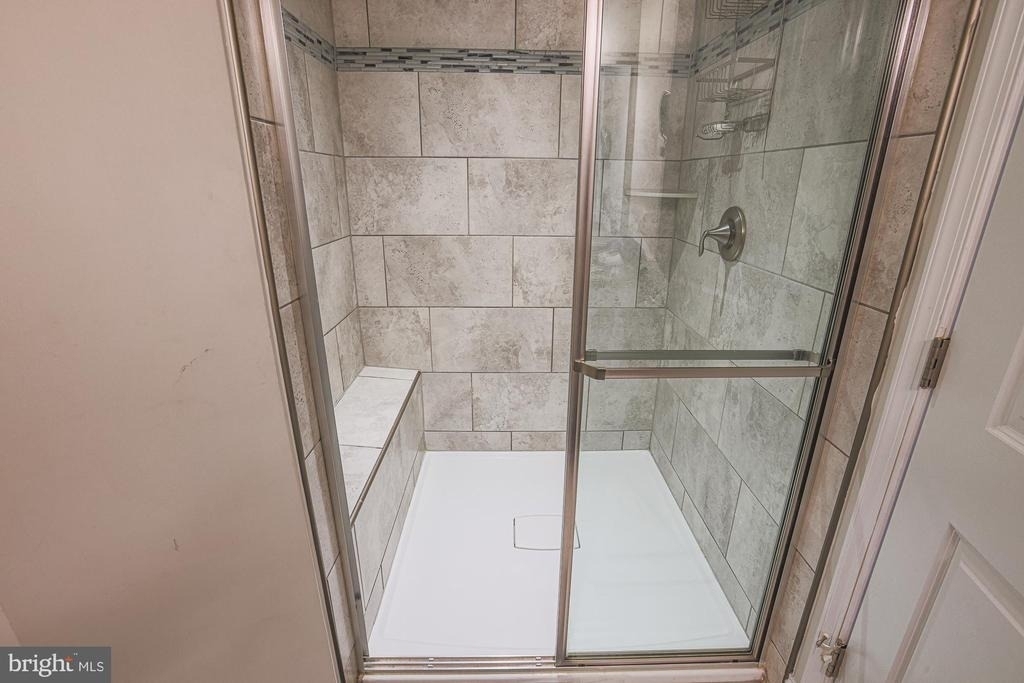 7104 Druce Way - Photo 19