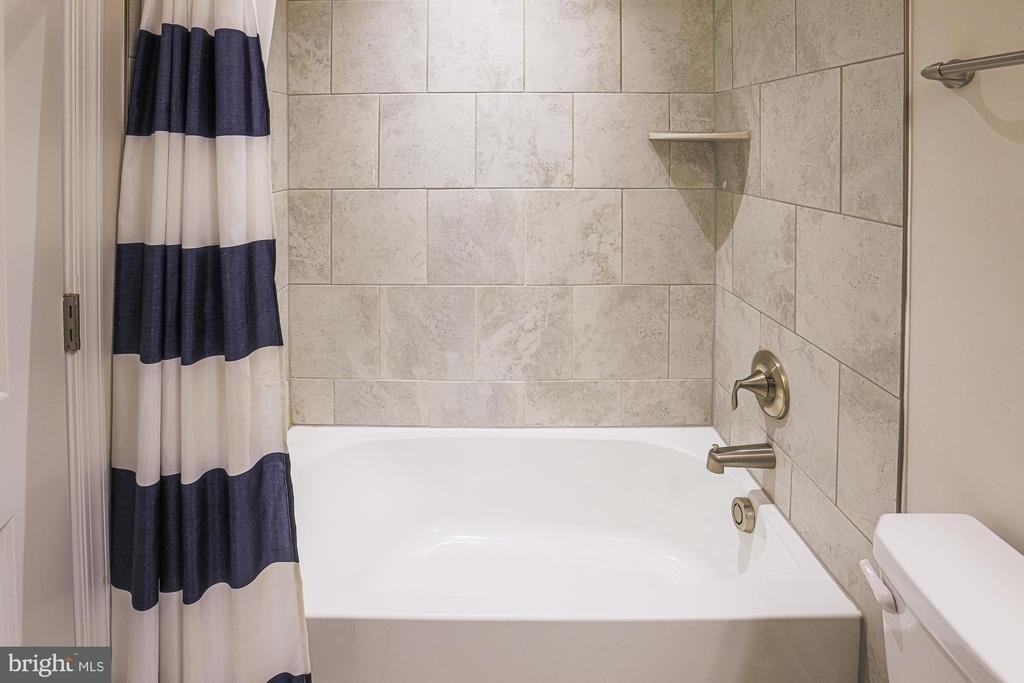 7104 Druce Way - Photo 26
