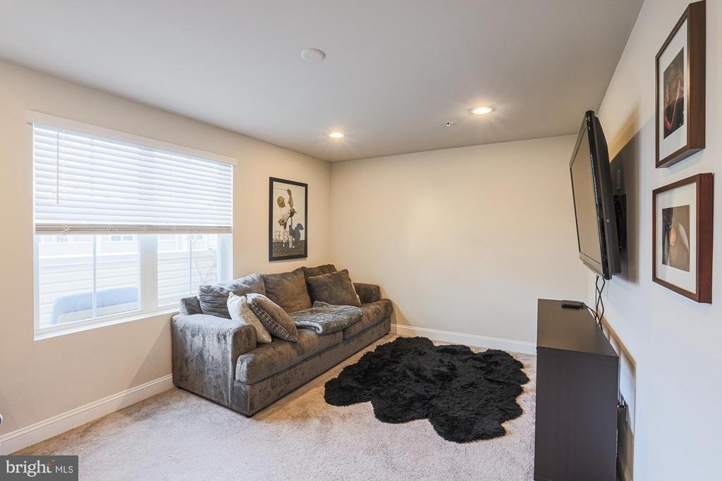 7104 Druce Way - Photo 22