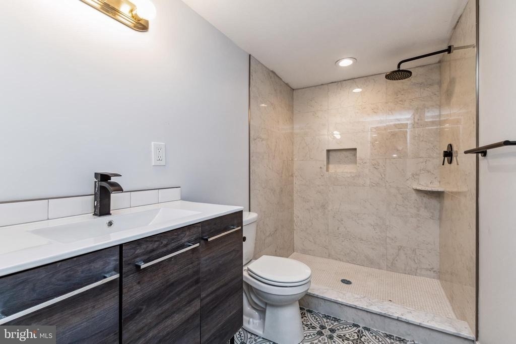 130 Hahn Road - Photo 13