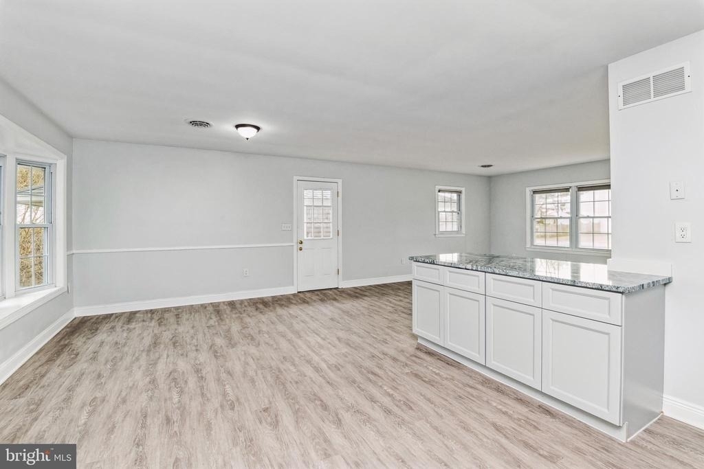 130 Hahn Road - Photo 6