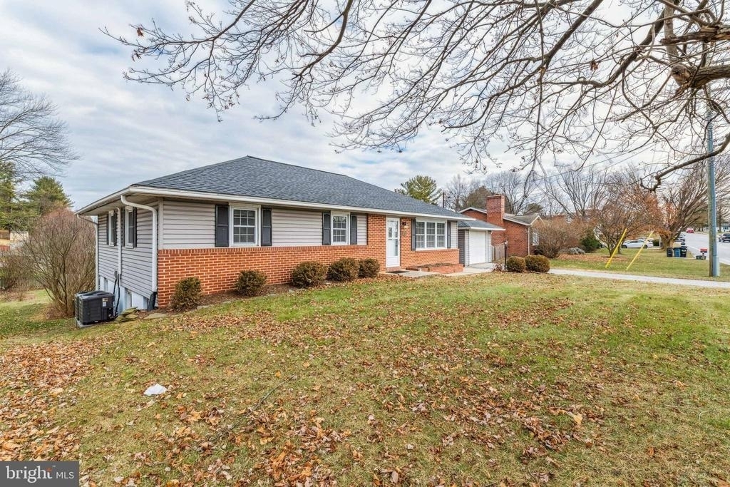 130 Hahn Road - Photo 1