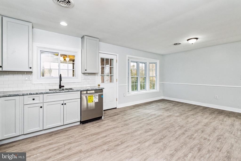 130 Hahn Road - Photo 8