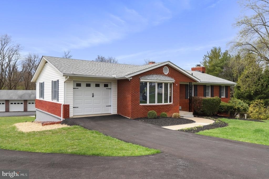 5 Orchard Place - Photo 2