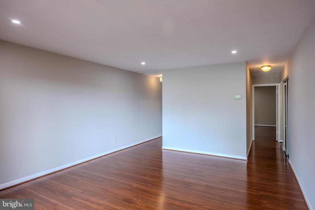 755 Fairview Avenue - Photo 18