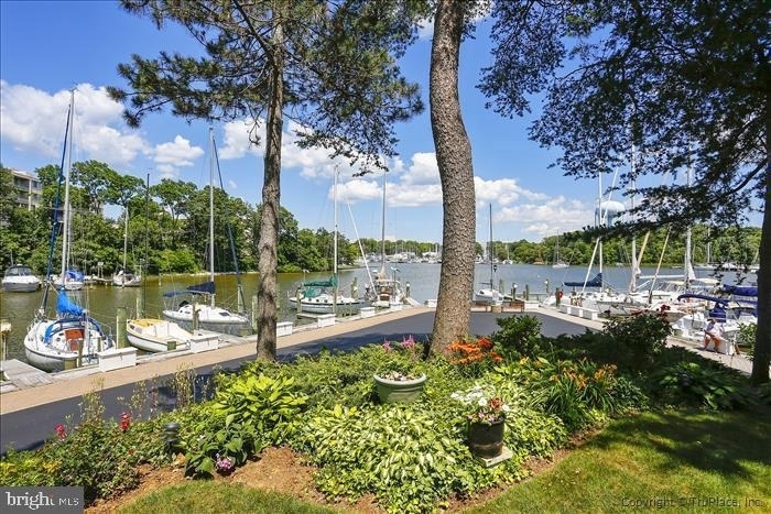 755 Fairview Avenue - Photo 32