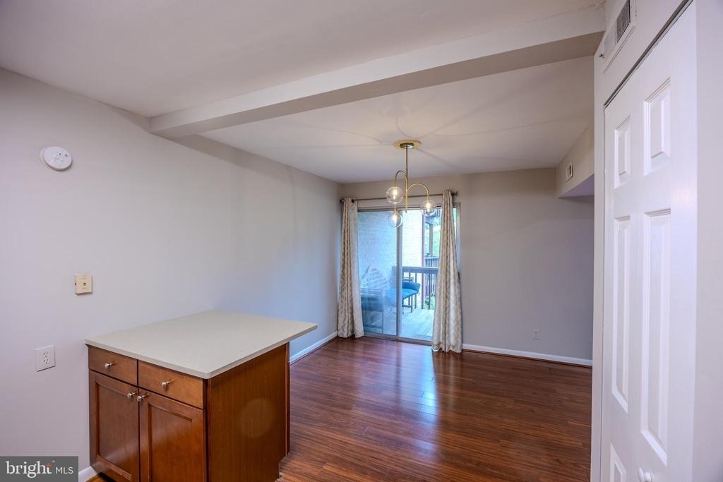 755 Fairview Avenue - Photo 12