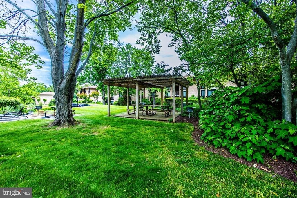 755 Fairview Avenue - Photo 41