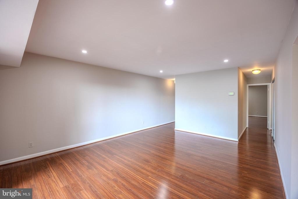 755 Fairview Avenue - Photo 17