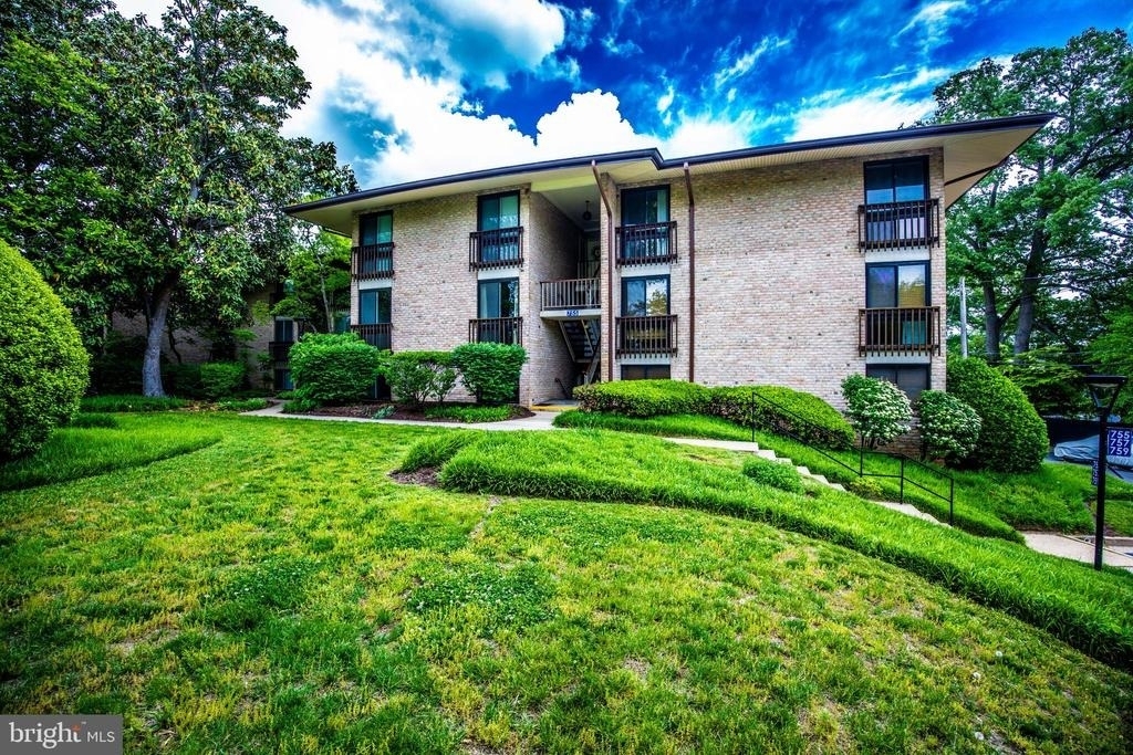 755 Fairview Avenue - Photo 43