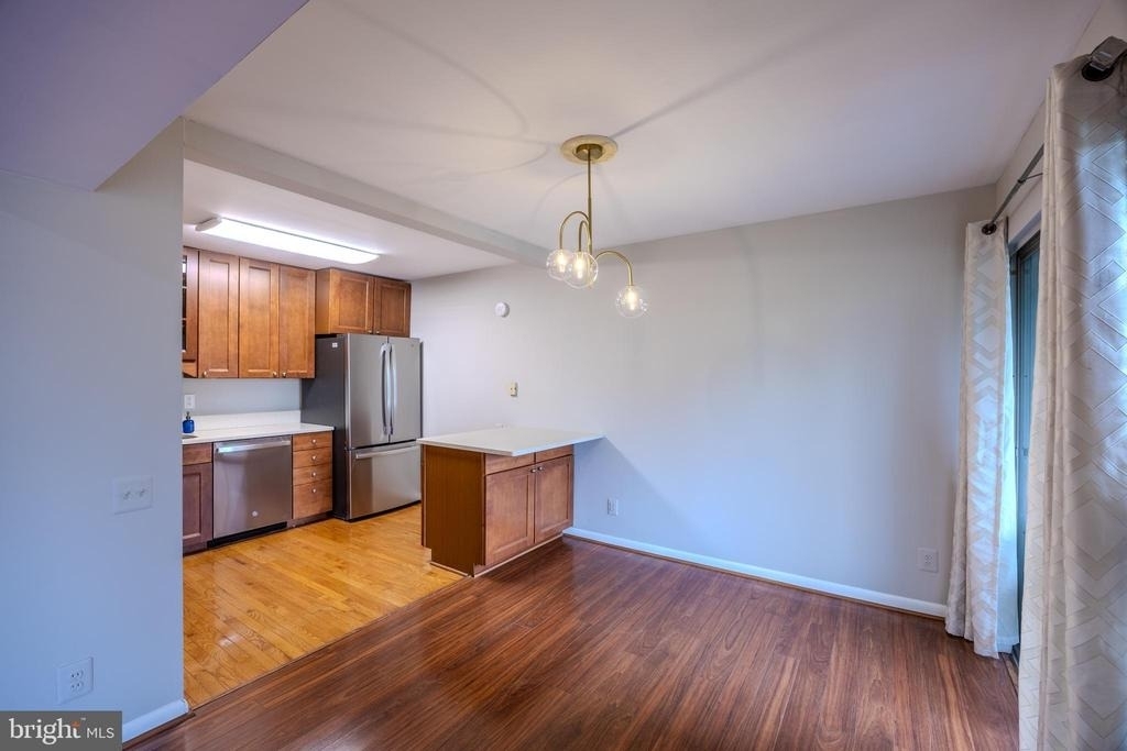755 Fairview Avenue - Photo 11