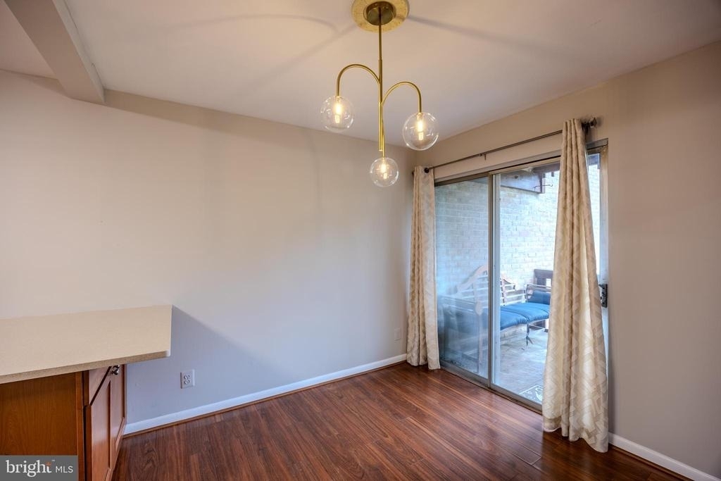755 Fairview Avenue - Photo 14