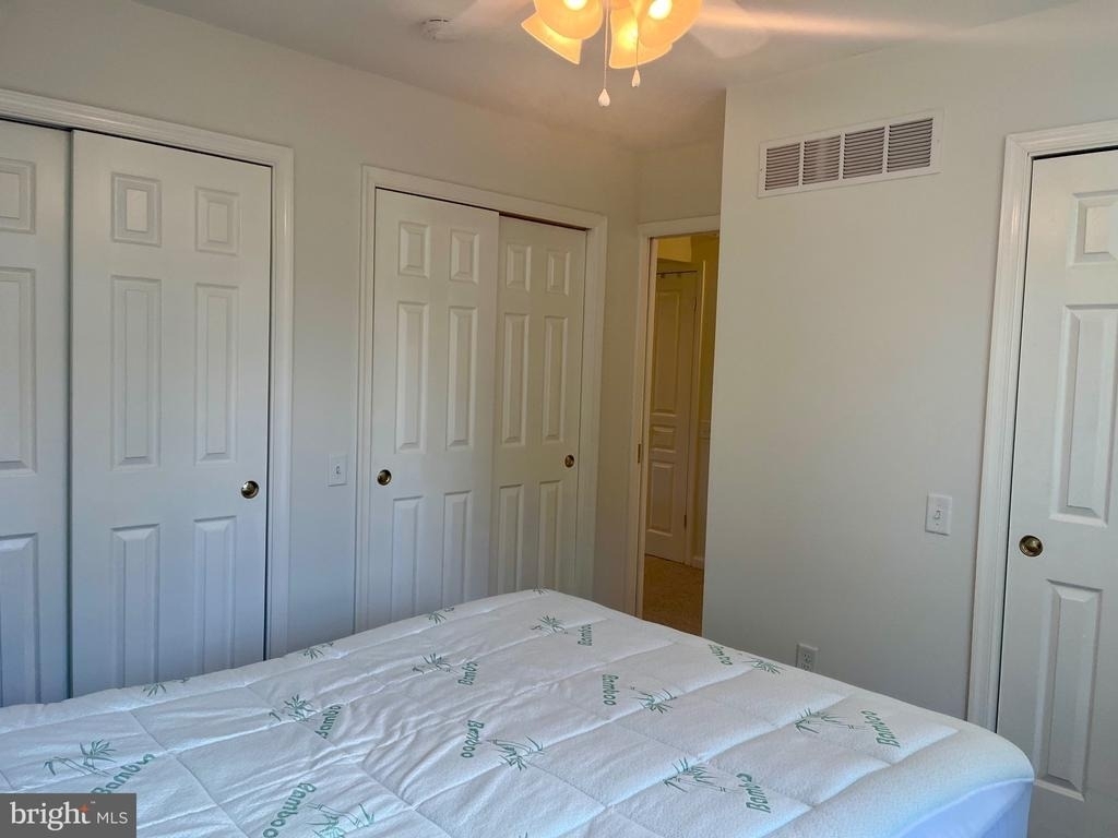 870 Broadfield Dr - Photo 11