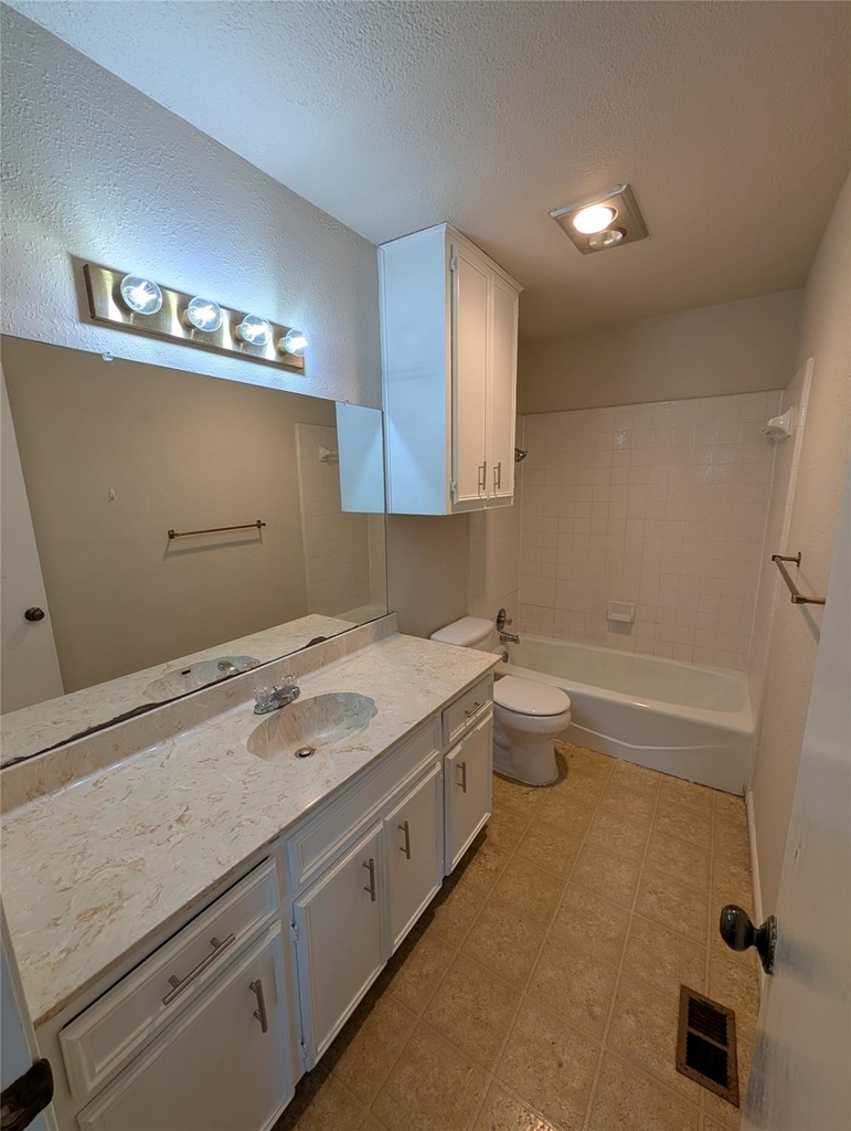 7800 Northcrest Blvd - Photo 18