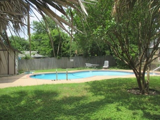 7800 Northcrest Blvd - Photo 3